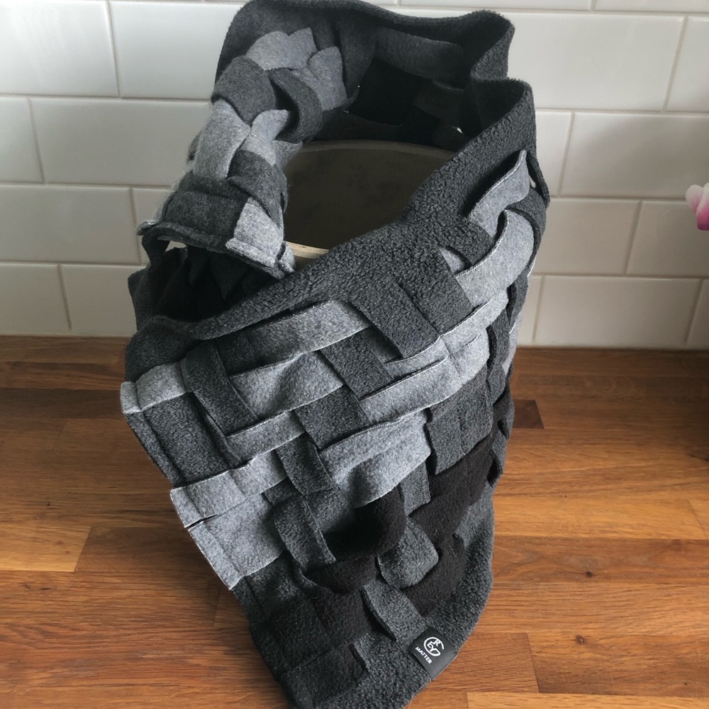 Woven Fleece Neck Warmer Scarf - Black & Gray